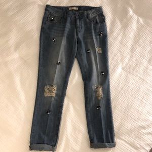 🚫SOLD🚫  
NEW ✨ Zara Gem Distressed Jeans